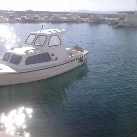 Apartman Ena Vodice Bagian luar foto