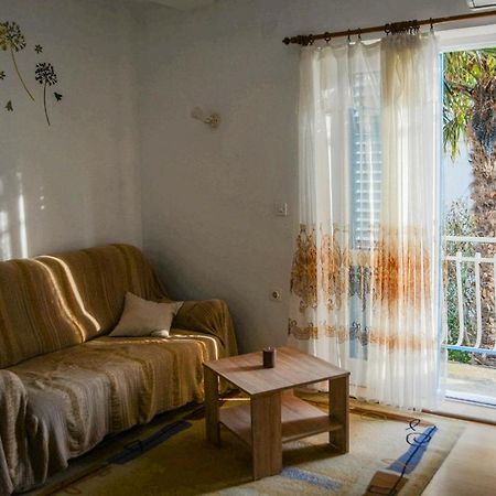 Apartman Ena Vodice Bagian luar foto