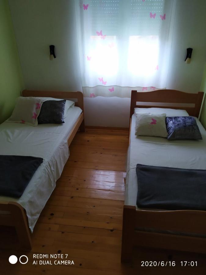 Apartman Ena Vodice Bagian luar foto