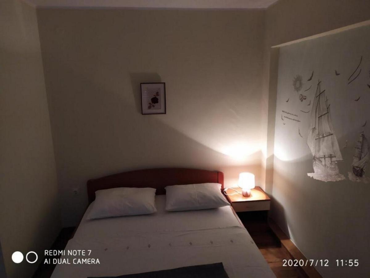 Apartman Ena Vodice Bagian luar foto