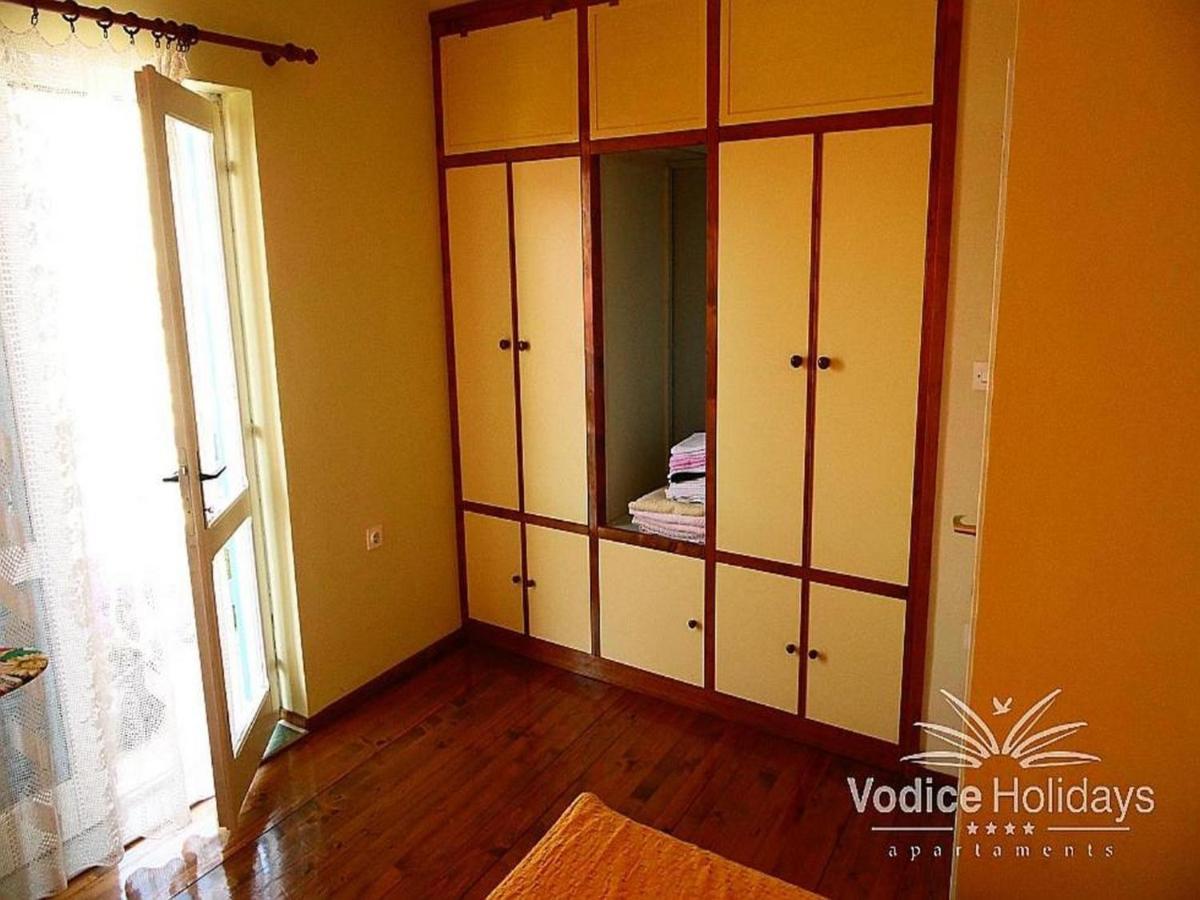 Apartman Ena Vodice Bagian luar foto
