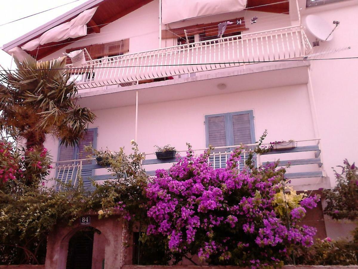 Apartman Ena Vodice Bagian luar foto